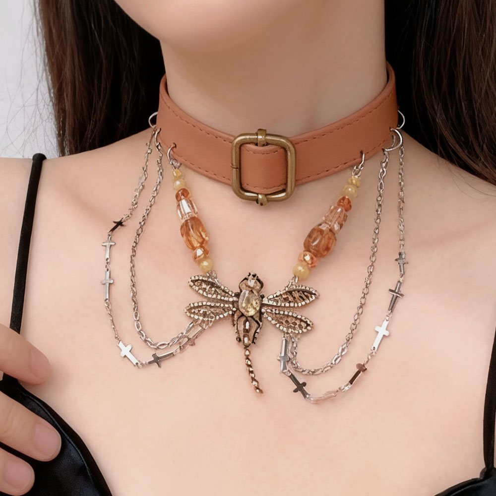 美德拉棕色皮带扣流苏蜻蜓项链女