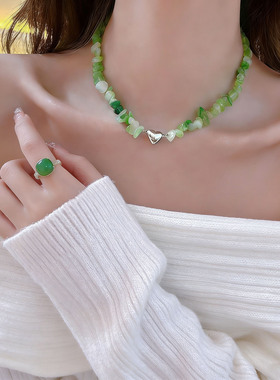 磁吸爱心扣绿色天然碎石串珠项链