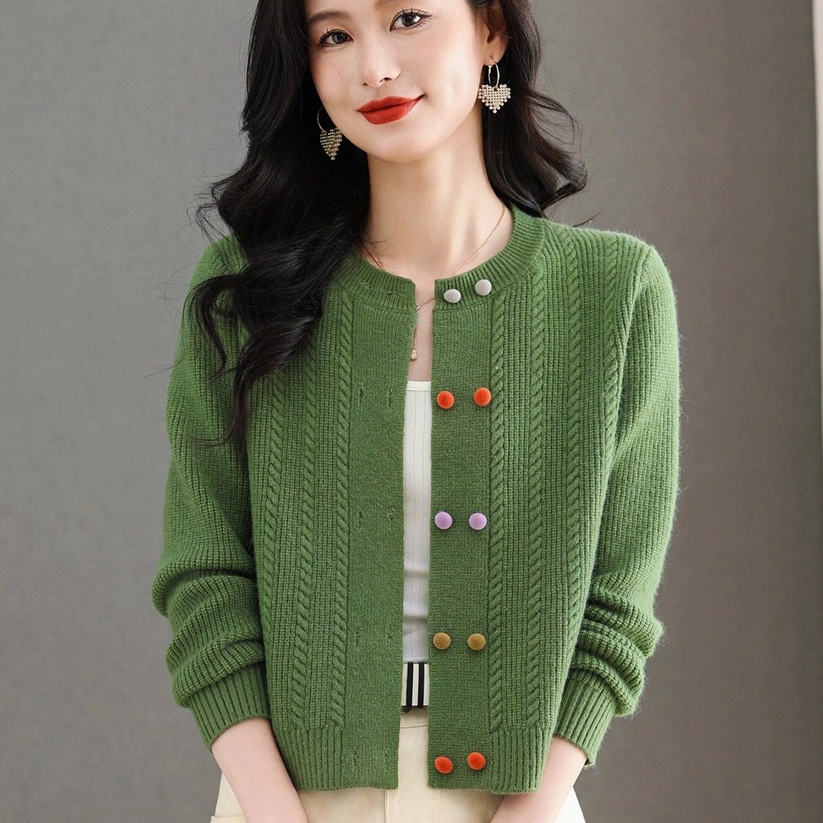 针织开衫女秋装年轻妈妈洋气减龄宽松毛衣外套短款小个子开衫外搭,女装/女士精品,中老年女装,淘宝优惠券,粉丝福利购,淘宝优惠卷