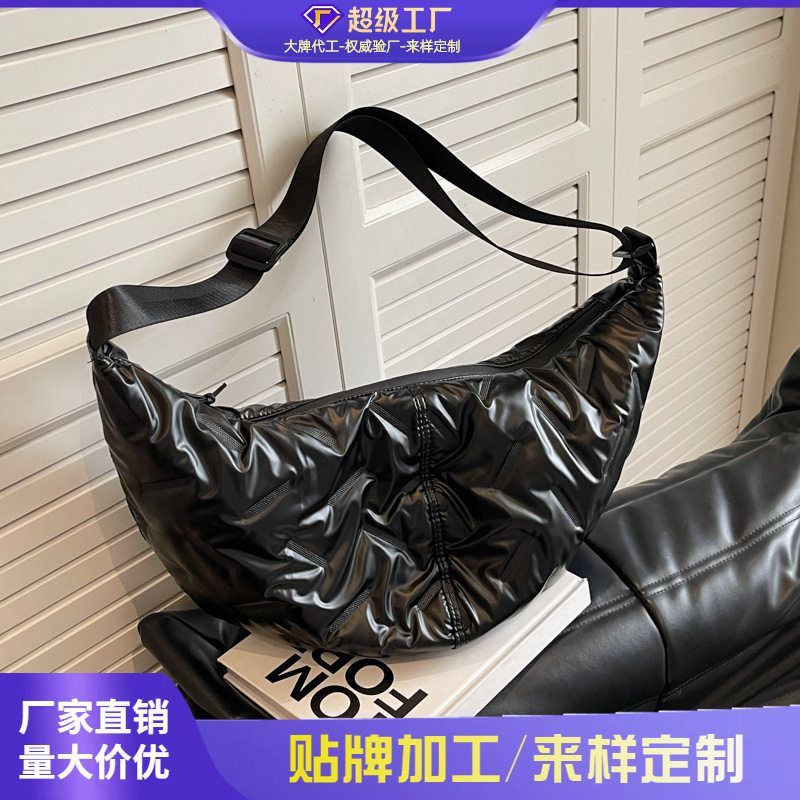 外贸韩版时尚棉服包包女式包2025新款百搭通勤大容量单肩斜挎饺子