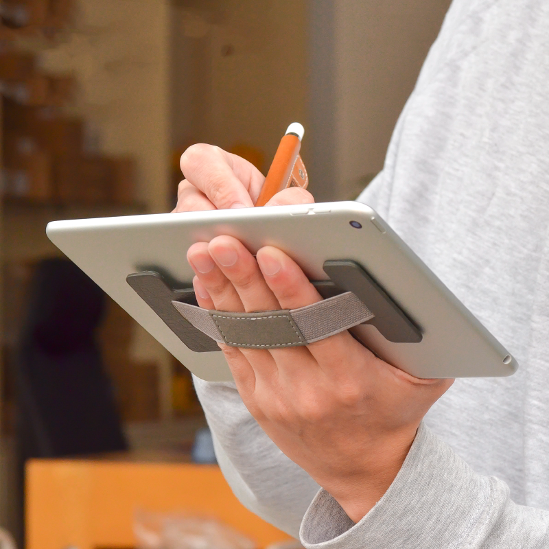 适用于平板掌托支架苹果ipad kindle手持带保护壳点餐演示防摔扣