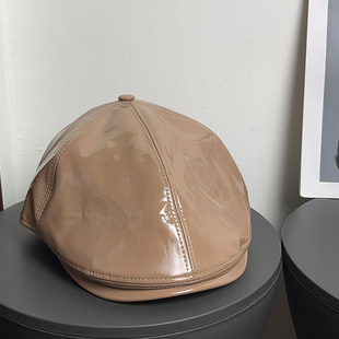 韩版 百搭洋气复古港风贝雷帽子潮 PU亮皮鸭舌前进帽女秋冬保暖时尚