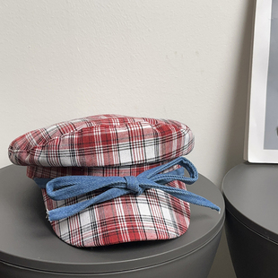 日系复古蝴蝶结红格子平顶贝雷帽女生甜美百搭显脸小报童海军帽子
