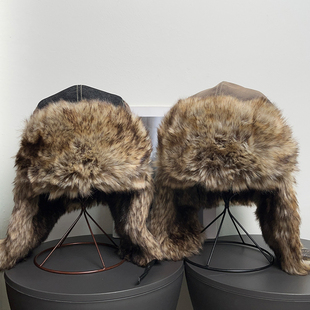 复古草原阿勒泰秋冬旅游皮质毛绒雷锋帽女保暖防寒显脸小帽子男潮