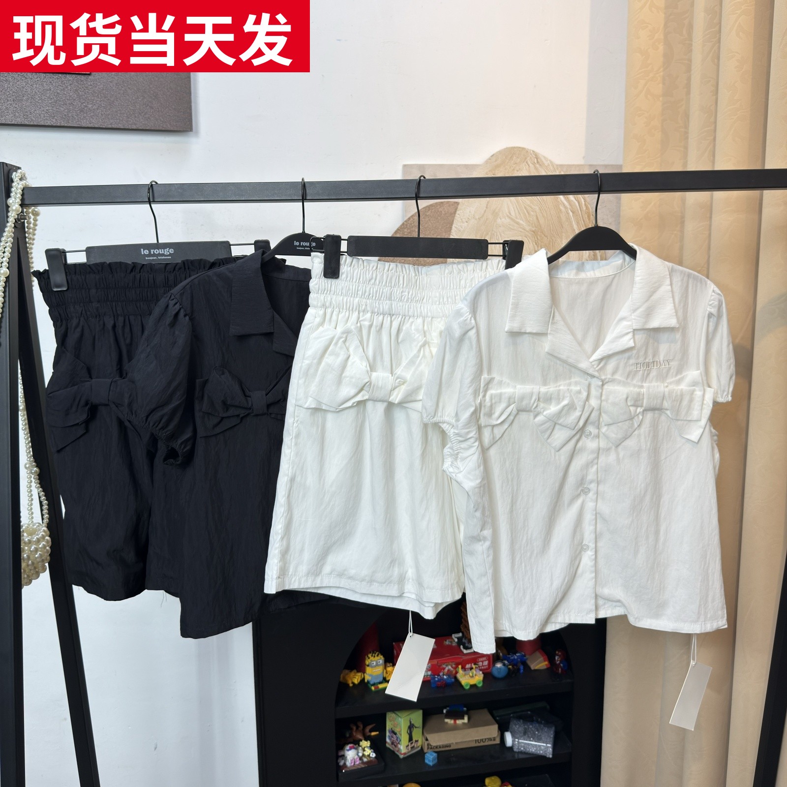 MONA蝴蝶设计上衣高腰裤子套装