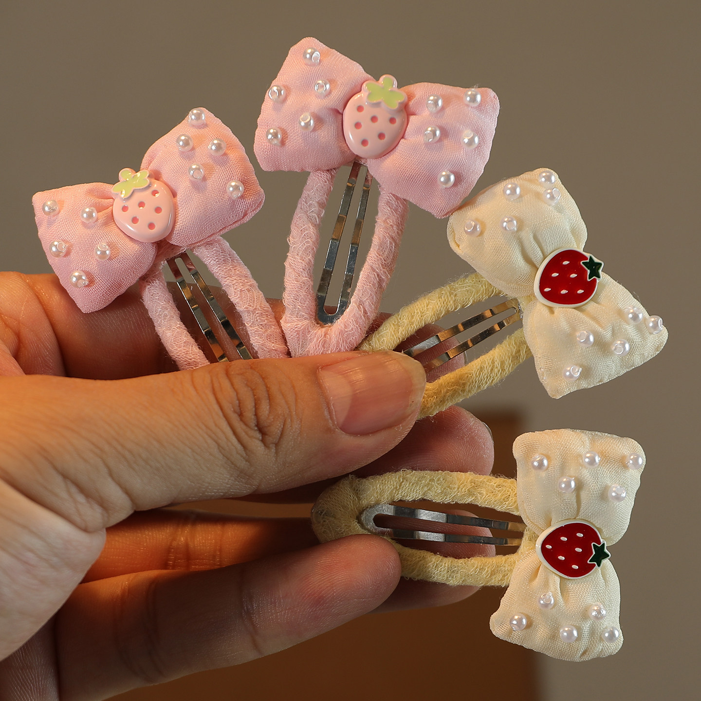 儿童发饰甜美草莓蝴蝶结发夹