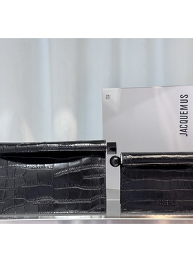 2025新款Jacquemus鳄鱼纹折叠手拿链条单肩高级晚宴时尚百搭气质