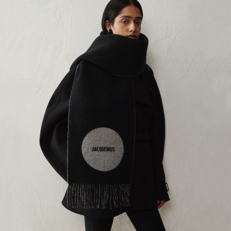 Jacquemus2025新款羊毛围巾