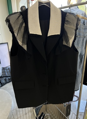 ＭＵＤＥＮＧ春秋两季款欧货洋气设计感蕾丝百搭黑色西装马甲坎肩