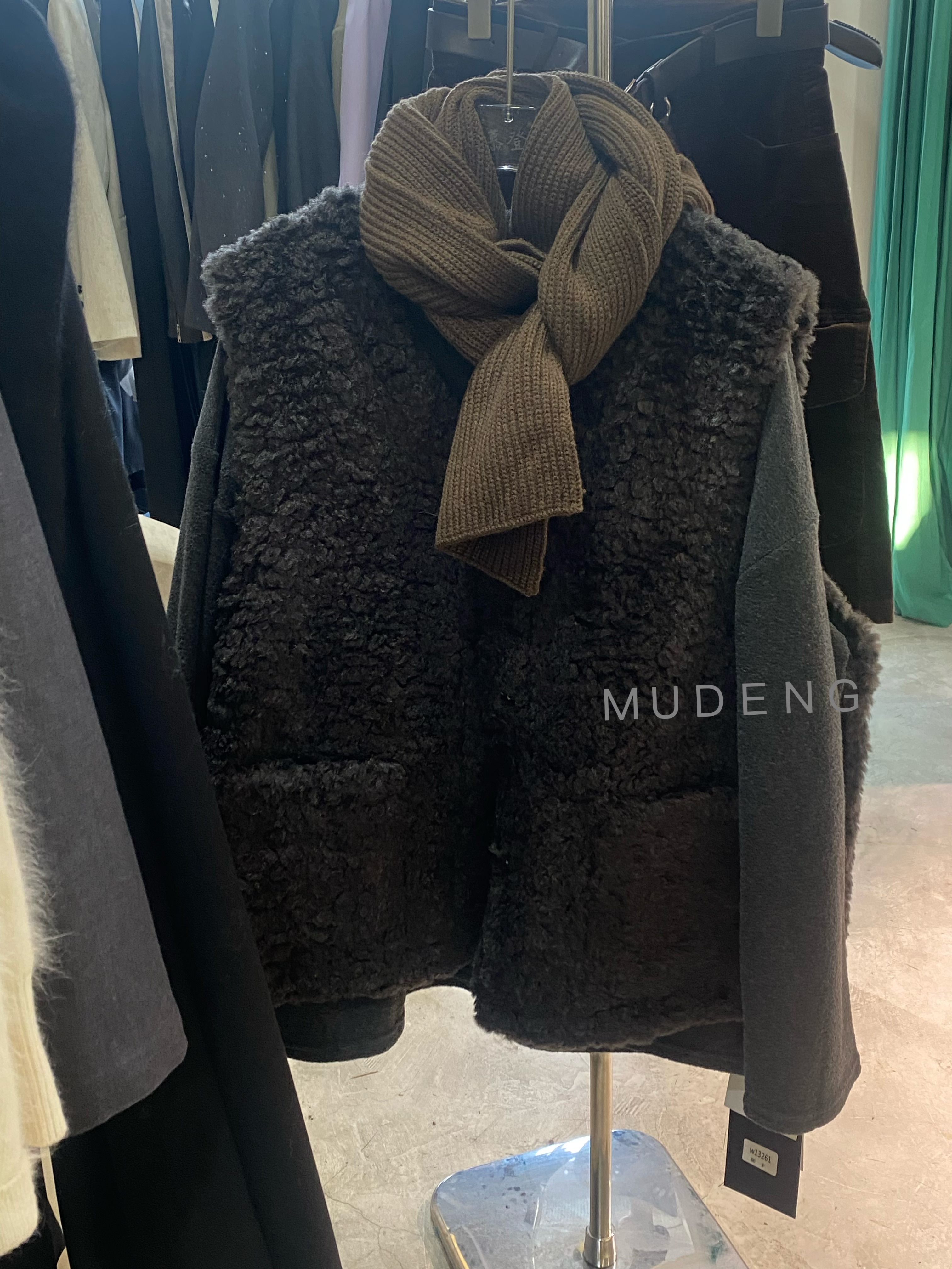 2025冬季新款韩版宽松显瘦百搭皮毛一体马甲背心女