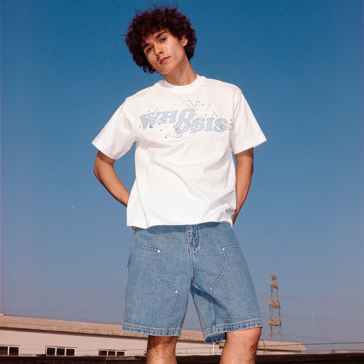 WHOOSIS（不知其名）雨滴珠片烫钻贴布短袖T恤夏季男女校园潮情侣