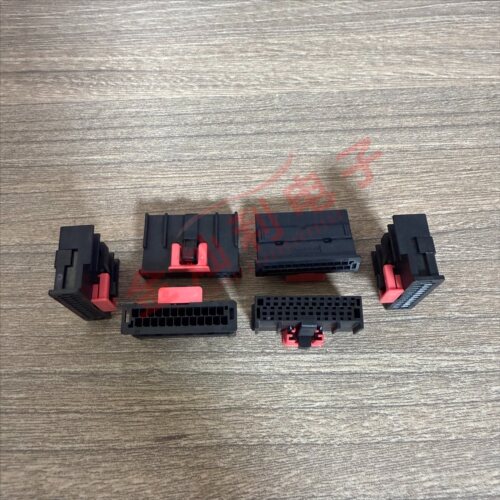 FCI 10159549-124KALF 新能源汽车连接器 24P全黑胶芯 红色卡扣