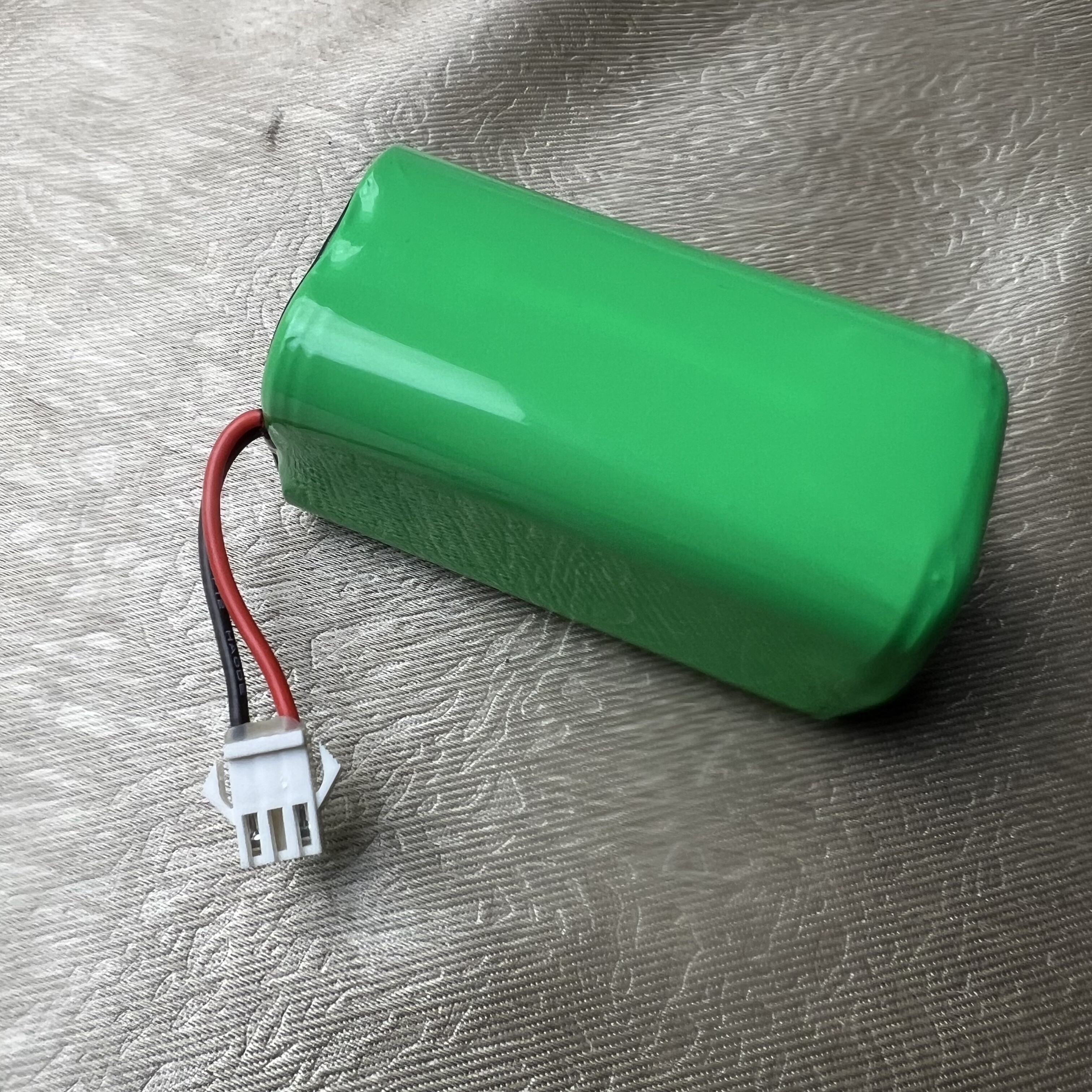 3.2V磷酸铁锂电池4节18650动力电池组12.8V 太阳能电动工具锂电池