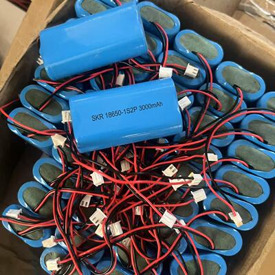 2节18650并联电池组带保板3.7V锂电池3000mah耳机仓蓝牙音箱