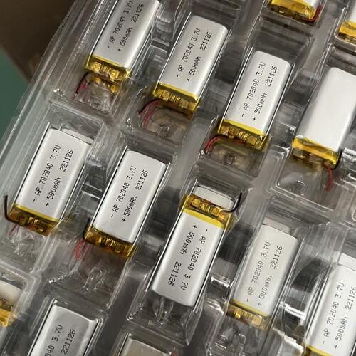 3.7V聚合物锂电池500mah软包电池 带保护板带线充电仓 规格702040