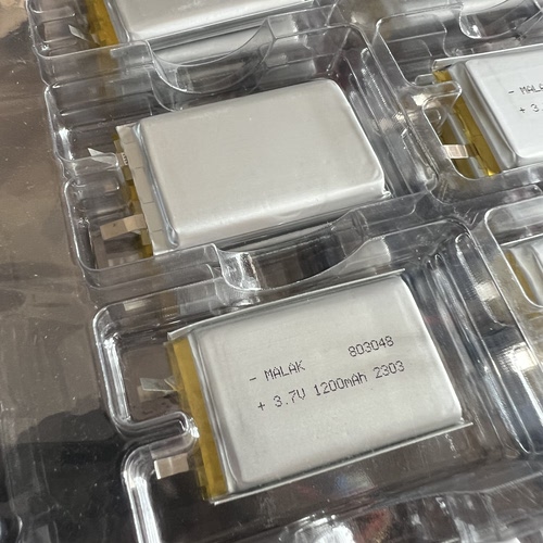 3.7V聚合物软包锂电池1200mah耳机充电仓不带保护板803048