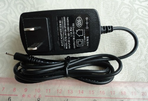 优质开关电源5V 2A开关电源适配器 2mm小插头 充电器