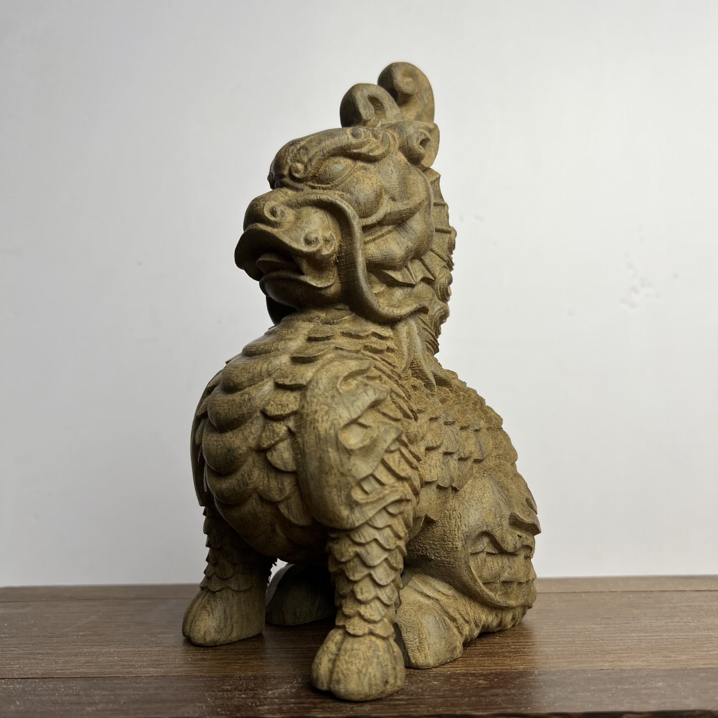 沉香木雕瑞兽招财麒麟实木神兽摆件文玩手把件家居桌面镇宅工艺品,家居饰品,木雕,淘宝优惠券,粉丝福利购,淘宝优惠卷