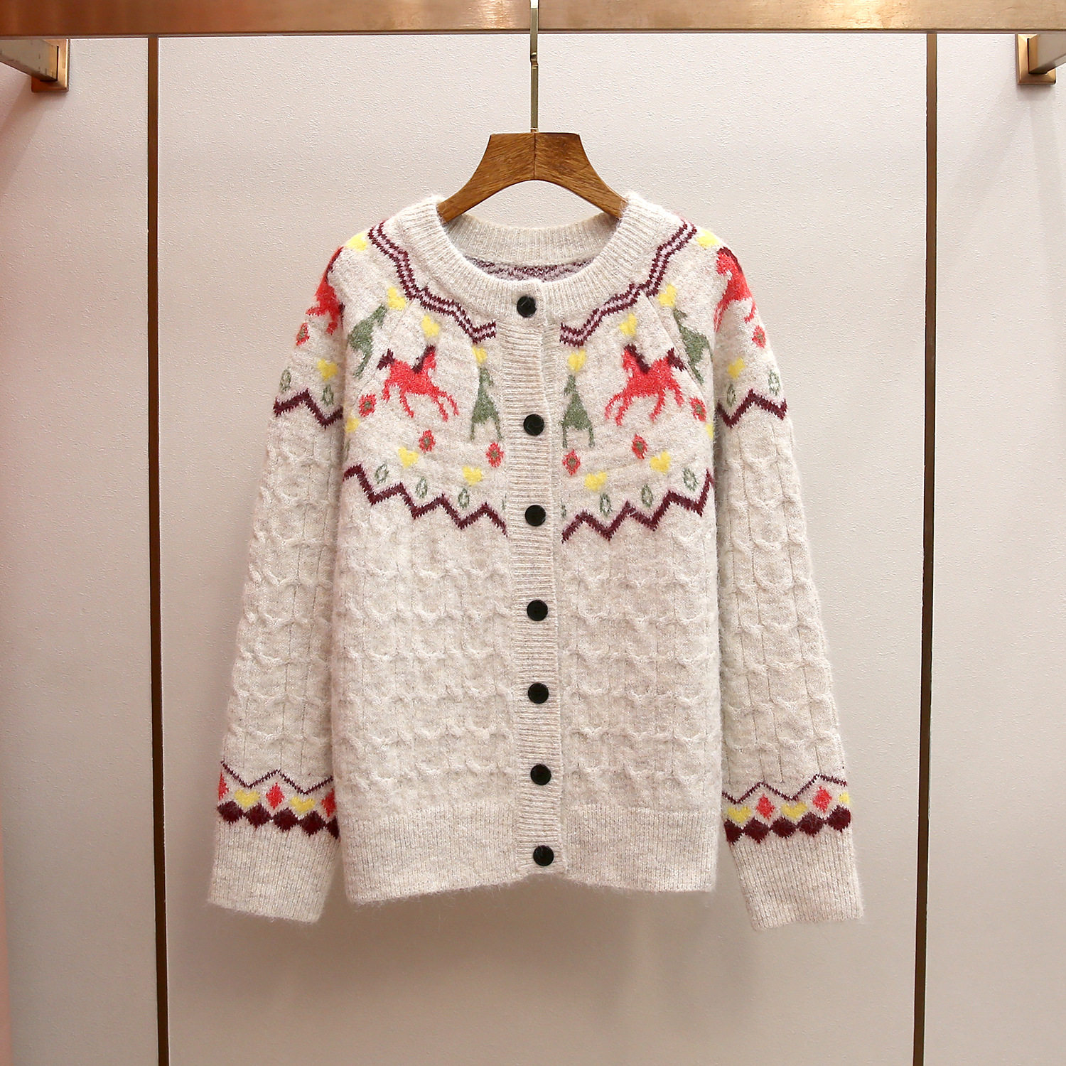 深圳南油高端女装春季新款法式费尔岛撞色圆领毛绒绒针织衫外套女,女装/女士精品,毛针织衫,淘宝优惠券,粉丝福利购,淘宝优惠卷