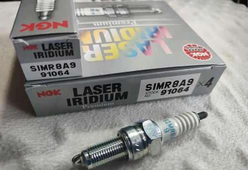 NGK摩托车铱铂金火花塞SIMR8A9