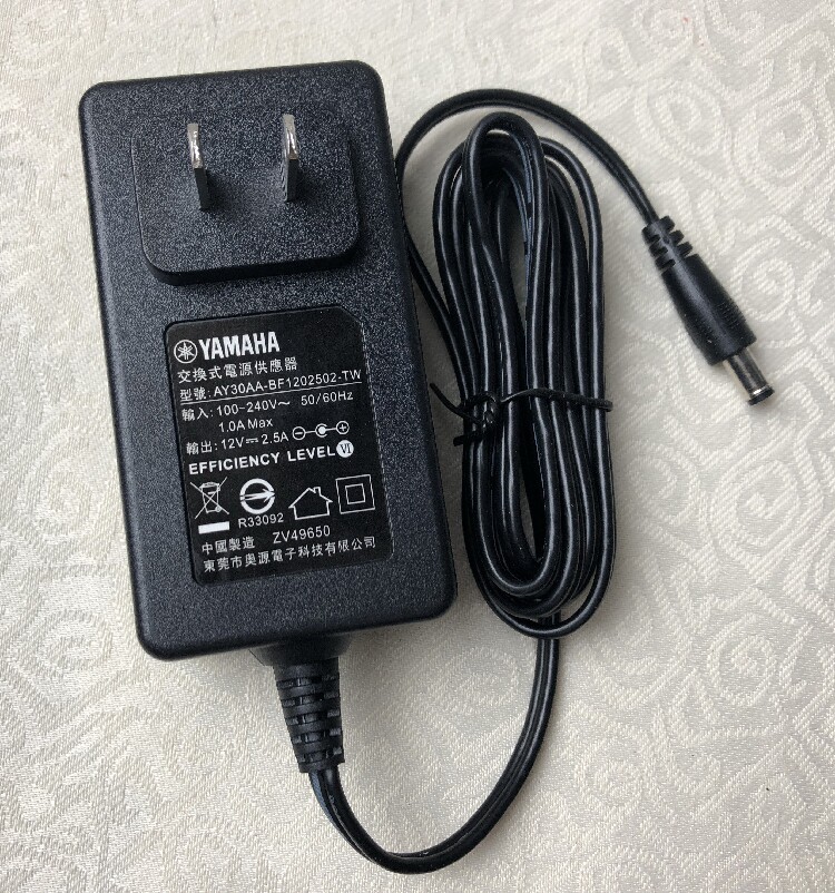 雅马哈电子琴电源原装适配器插头YAMAHA电鼓电钢琴充电器通用12V