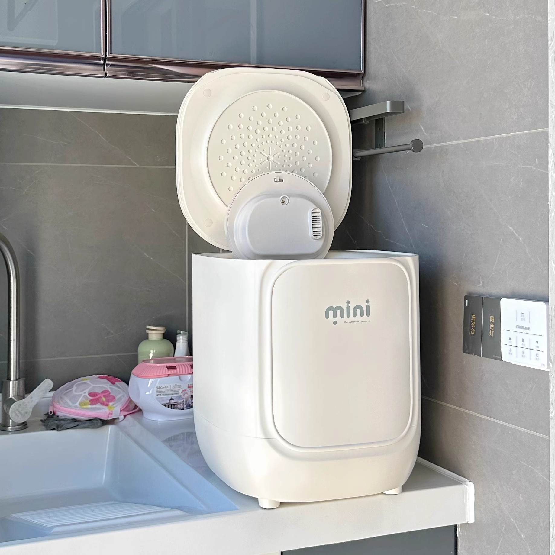 DAEWOO/大宇FM02内衣内裤洗衣机全自动洗袜子机高温迷你洗烘一体