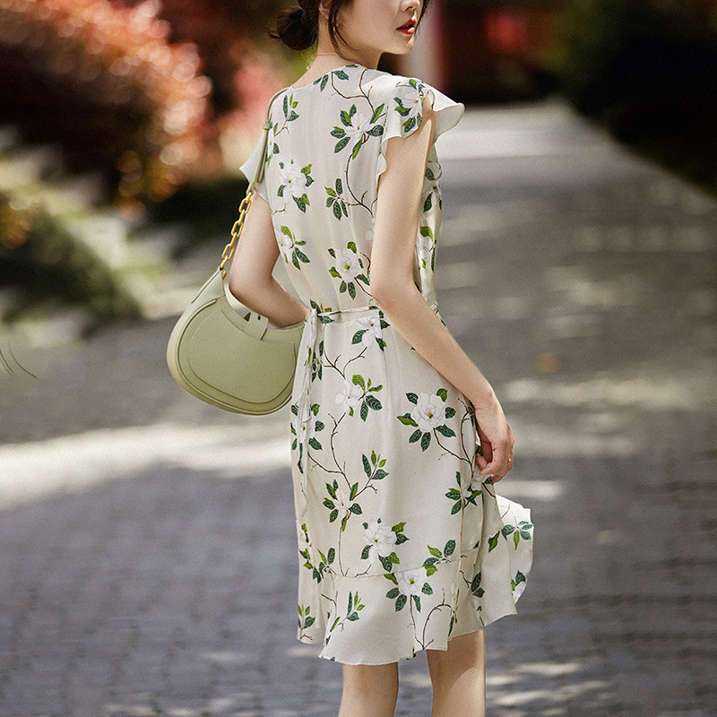 THEORY ANGUS 여름 2023 새로운 직업 통근 스타일 플라잉 슬리브 랩 뽕나무 실크 차 드레스