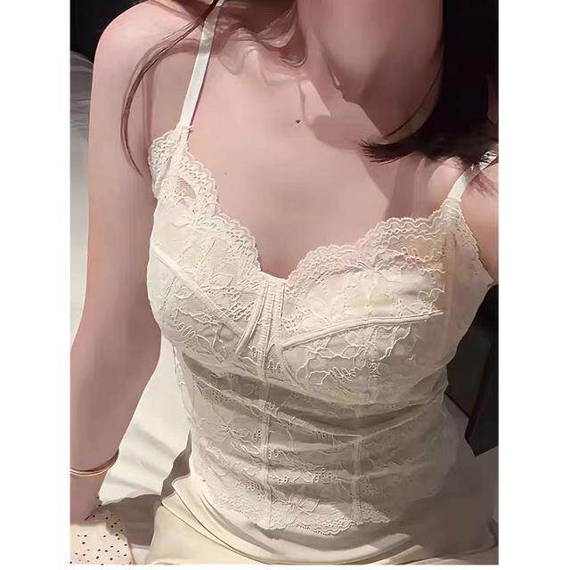 草莓酱法式纯欲风带胸垫蕾丝吊带短款背心女内搭外穿修身鱼骨