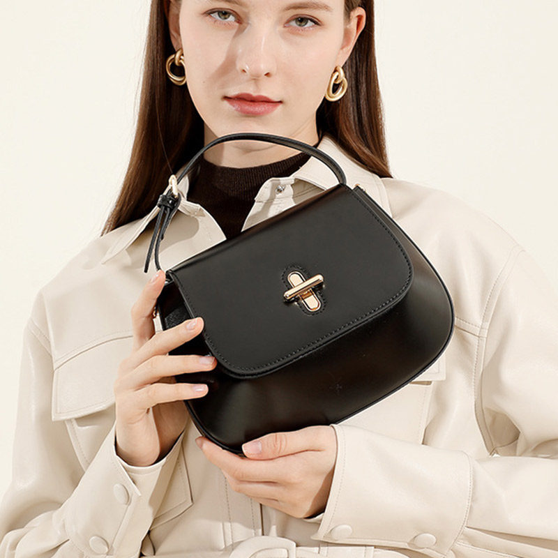 红色婚包韩系风真皮新款斜挎包包轻奢小众高级感胶囊栗子牛皮女包