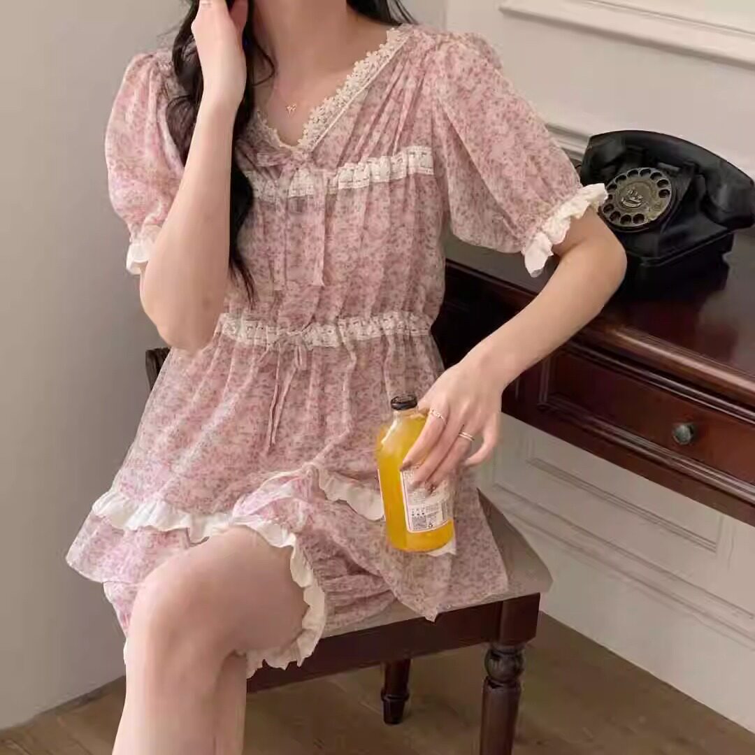 韩版碎花短袖短裤甜美清新夏季睡衣女可爱蕾丝花边宽松家居服