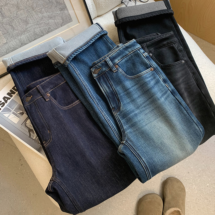 鹅绒芯三明治猞猁绒窄版牛仔裤女