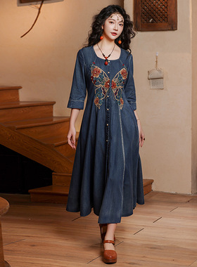 2025年早春民族风方领七分袖重工刺绣牛仔小众设计连衣裙潮82726