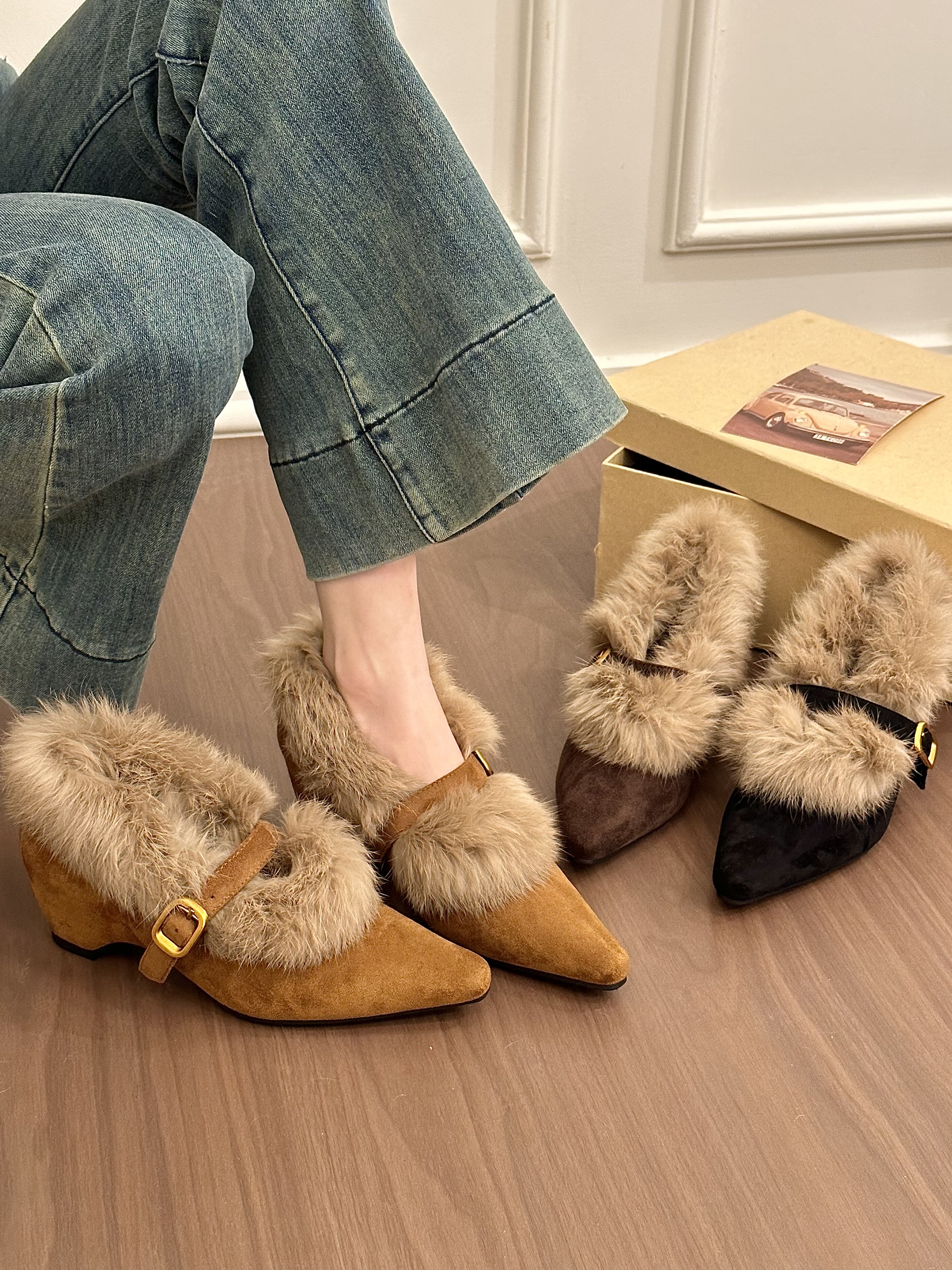 titing老钱系欧尼！复古绒面毛毛边坡跟单鞋女冬韩版搭扣加绒单鞋