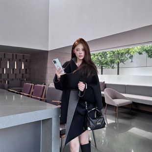 2025新款冬季设计感围巾斗篷式双面羊绒大衣女披肩中长羊毛呢外套