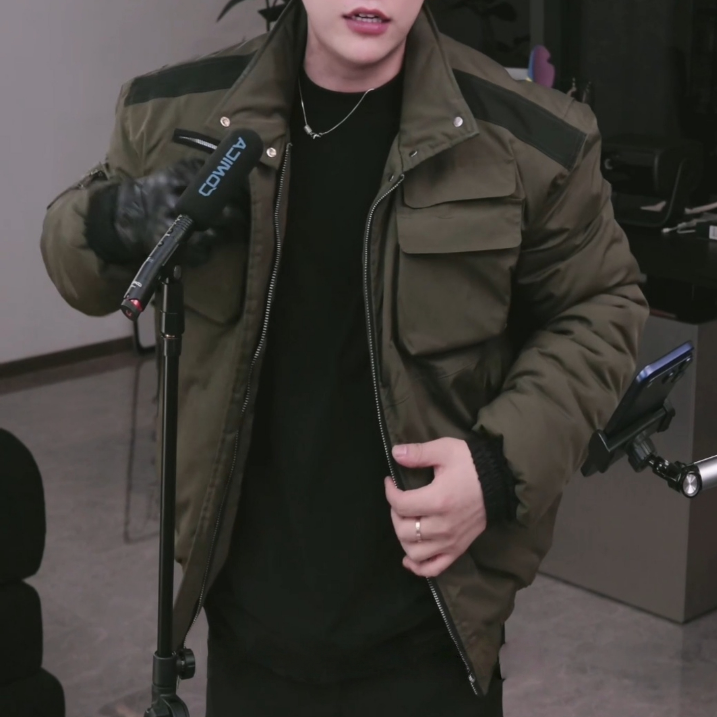 潮流百搭工装立领防风保暖骑兵服冬季爆款多功能口袋设计棉服夹克