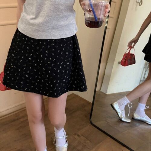 复古小碎花裙子高腰黑色半身裙
