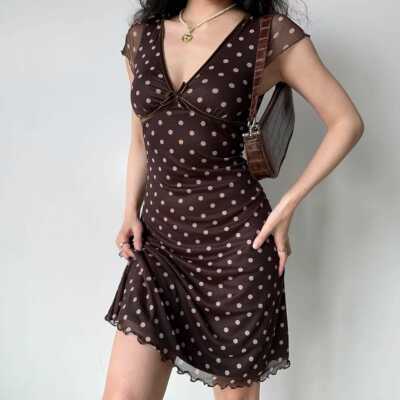 Go Girl Go 自制欧美风V领波点短袖洋装女修身a字收腰辣妹短裙
