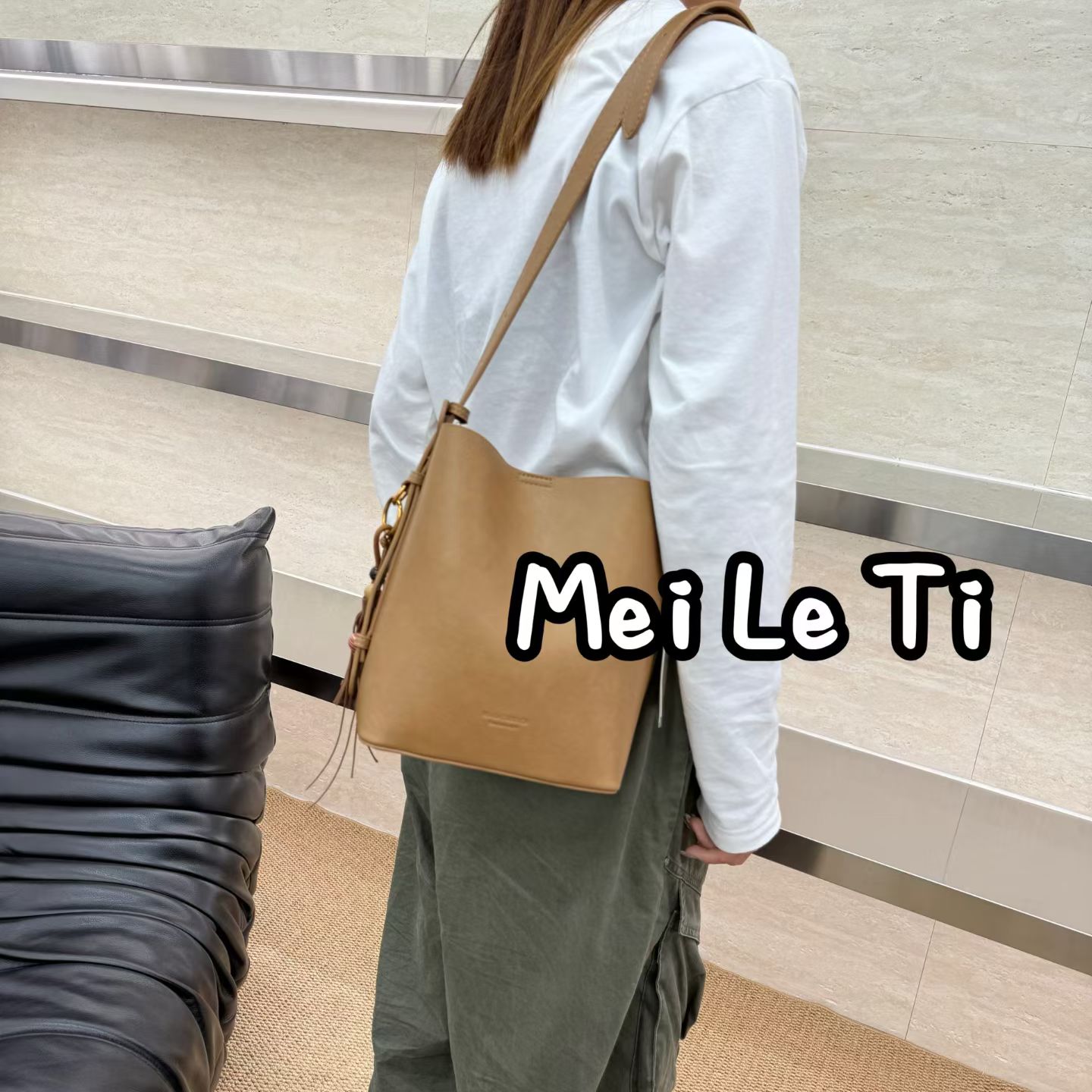 质感水桶包新款复古小众设计轻奢包包大容量托特包女包单肩斜挎包