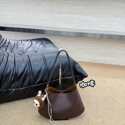 月亮包2025新款时尚百搭单肩斜挎包女高级感软皮腋下包洋气包原创