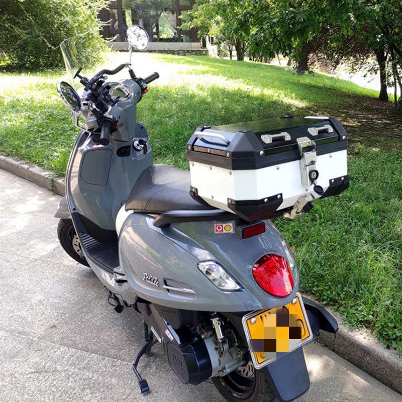 适用新款三阳飞度3尾箱贴画 fiddle4铝合金尾箱防水后备箱电动车