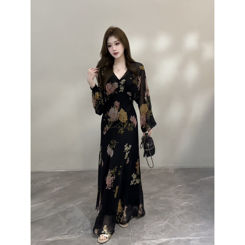 宥妍 夏季新款复古风碎花收腰显瘦蝙蝠袖V领长裙连衣裙DT2000