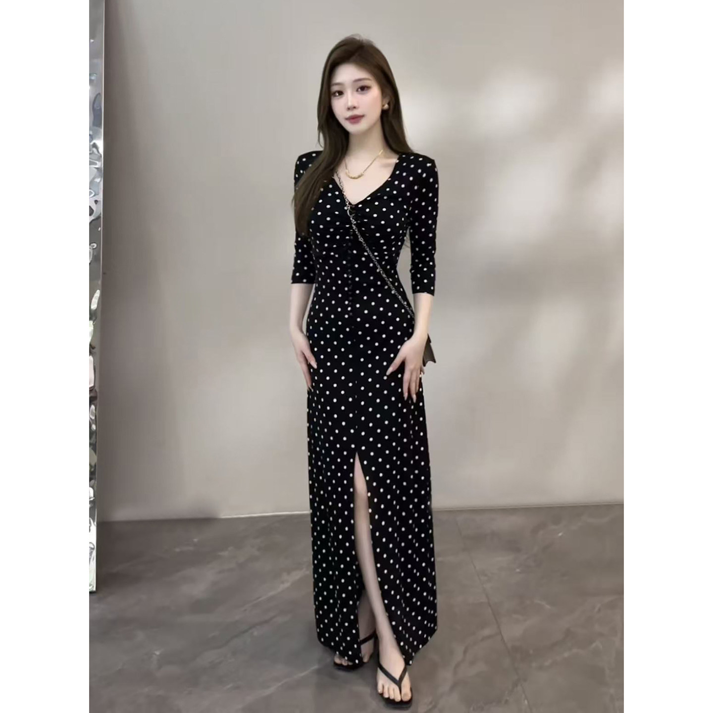 宥妍 复古夏季时尚波点开衩显瘦中袖单排扣女款连衣裙DT2032