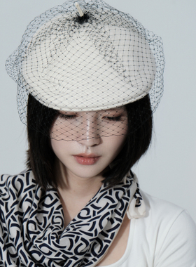设计师款白色羊毛呢网纱前进帽贝雷帽子女秋冬报童帽复古画家帽