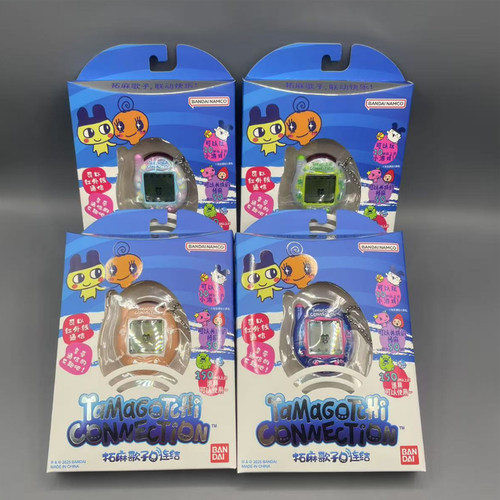 现货万代Tamagotchi拓麻歌子 通信联机 宠物机新版四叶草珍珠奶茶