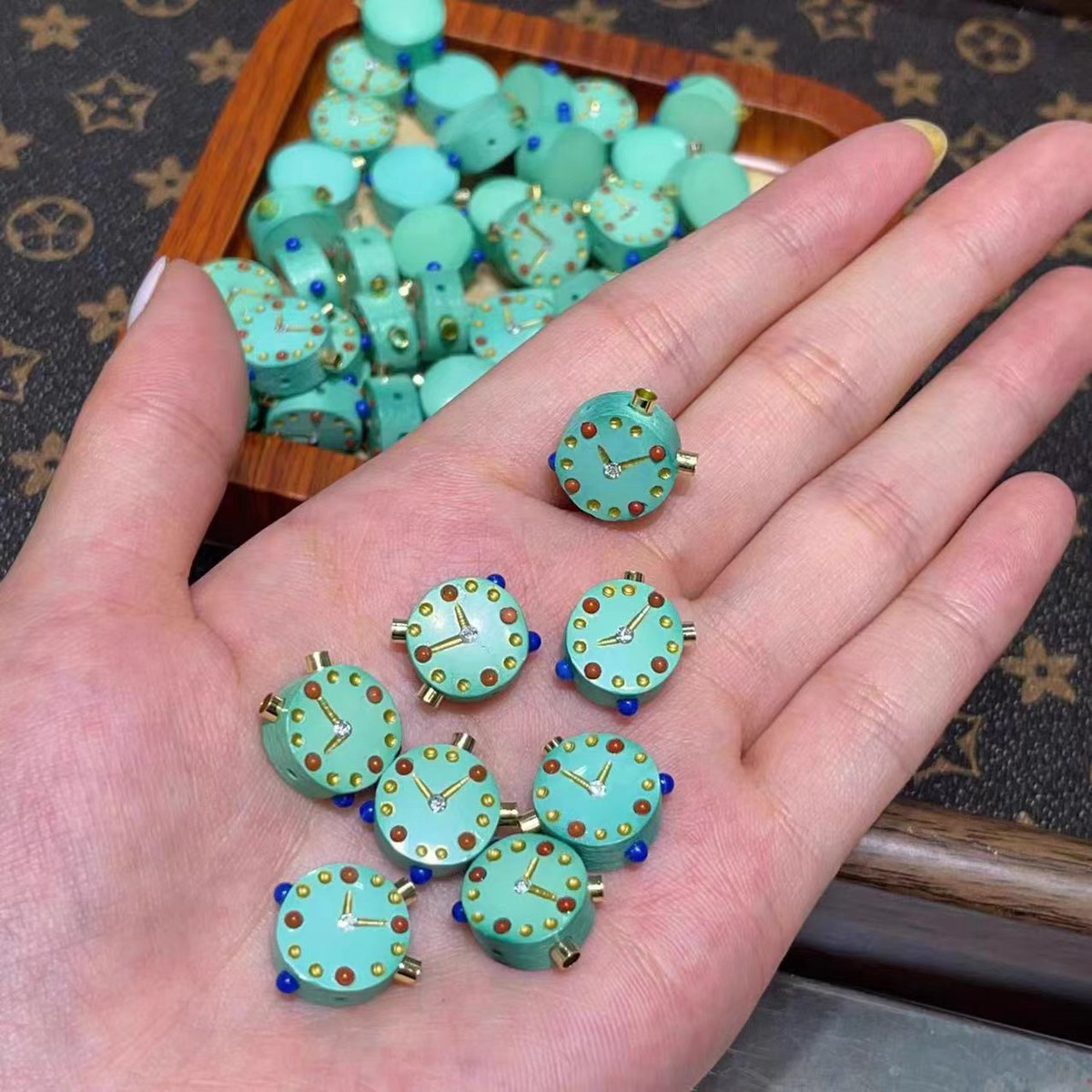 菱镁矿闹钟配件diy手工编织手绳项链文玩佛珠手串配饰品隔珠