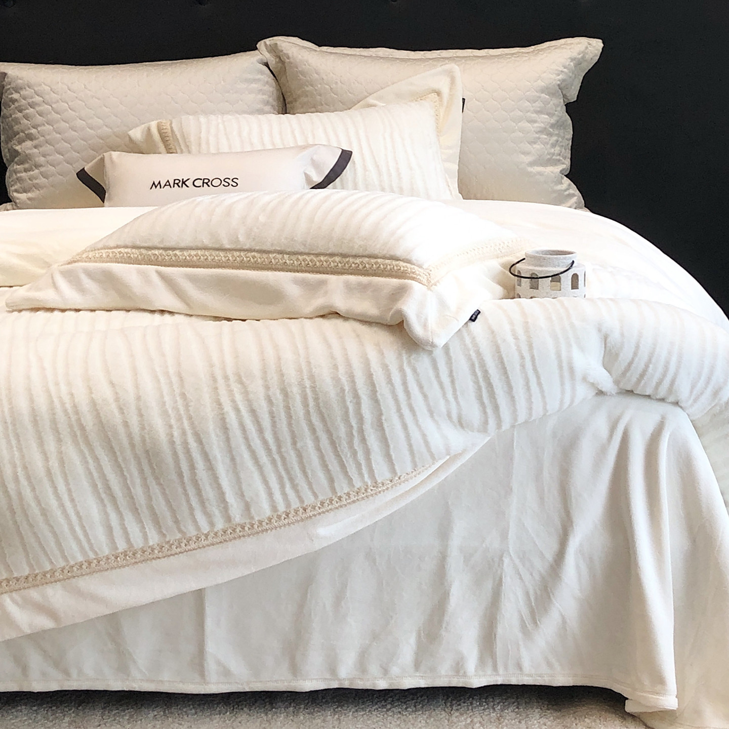 牛奶绒磨毛四件套法兰绒雕花