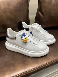 女秋季 子增高休闲运动板鞋 薄款 厚底女鞋 2021年新款 真皮透气小白鞋