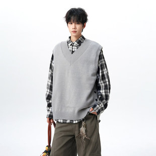 春秋季针织马甲搭配衬衫叠穿设计感V领毛衣日系慵懒背心