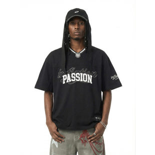 「设计师品牌」复古小贴纸印花短袖夏潮牌美式街头运动V领T恤