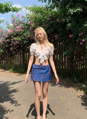 26希腊风情蓝色碎花比基尼四件套女夏季小个子防晒海岛度假泳衣女